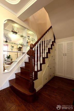 小户型跃层楼梯装修 地中海风格设计 