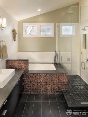 瓷砖卫浴 浴缸 马赛克背景墙 