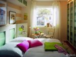 小平米卧室壁橱装修实景图欣赏