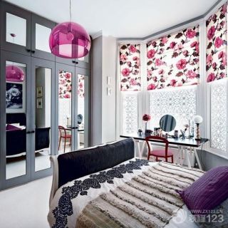 100平婚房卧室现代风格设计效果图