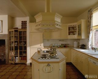 敞开式厨房欧式风格装修样板房图片欣赏