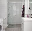 96平三居室卫浴白色瓷砖装饰实景图