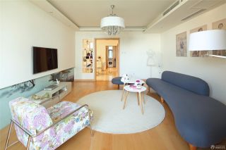 现代家居长方形客厅异型沙发装修图 