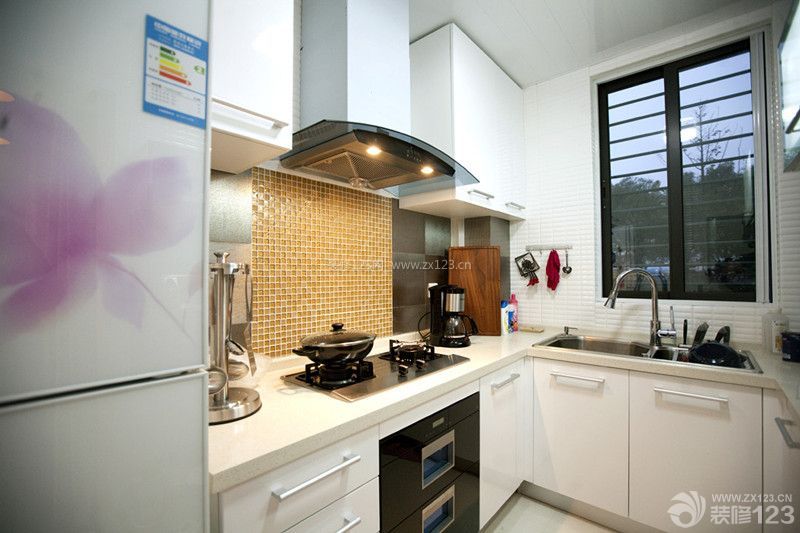 2014现代超小厨房装修样板房