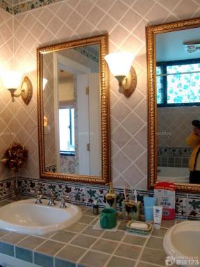 美式装修风格 洗手间 玻璃镜