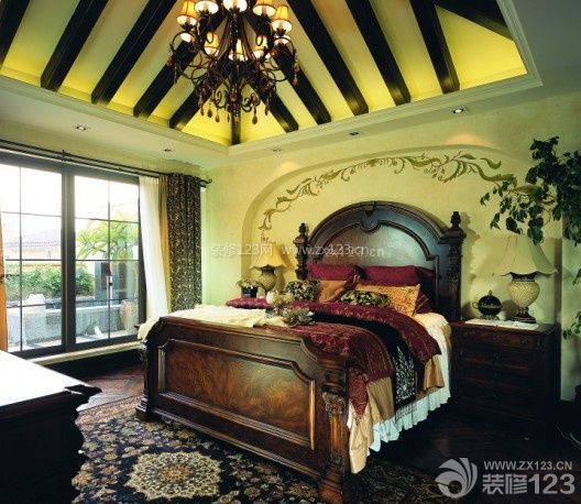东南亚风格别墅装修设计主卧室效果图
