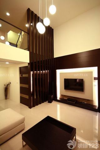 现代设计风格跃层客厅装修效果图 