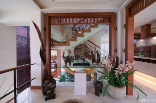东南亚风格室内别墅楼梯扶手装修实景图