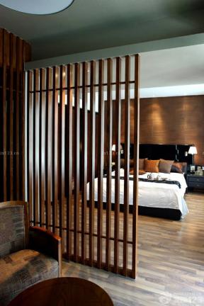 大卧室 室内隔断 木质隔断