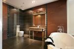 现代欧式混搭风格家庭浴室装修设计效果图