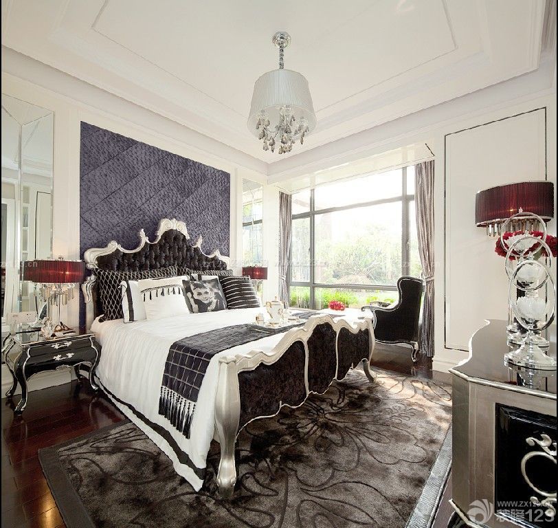 最新欧式室内装潢主卧室床头背景墙设计图片