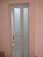 卫生间折叠门装修设计效果图片