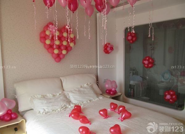 气球装饰婚房