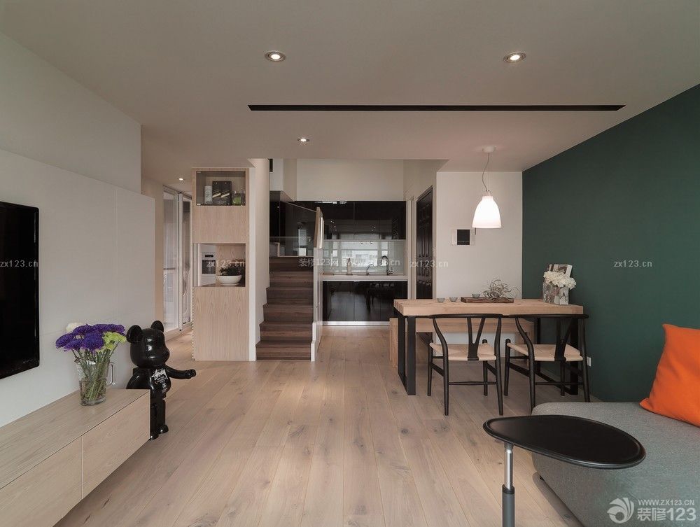 90平方米房子 北欧风格 客厅装修设计 原木地板 