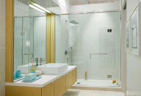 卫生间洗手盆图片 卫生间玻璃隔断 装修混搭风格 