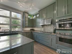 家居厨房灰色橱柜实景图