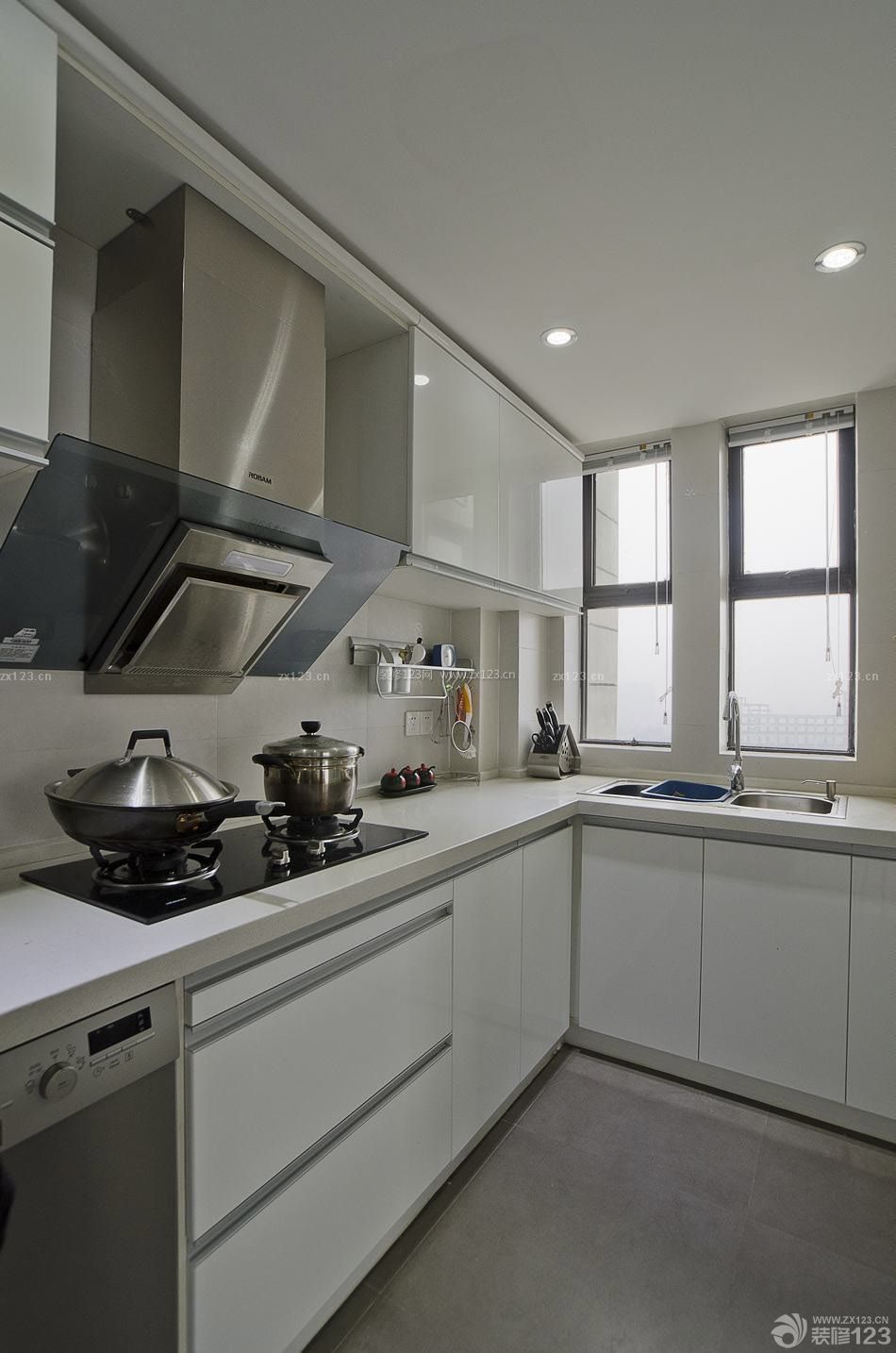 120平米现代中式风格厨房橱柜效果图