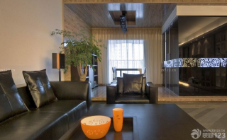 140平方现代家居真皮沙发设计 
