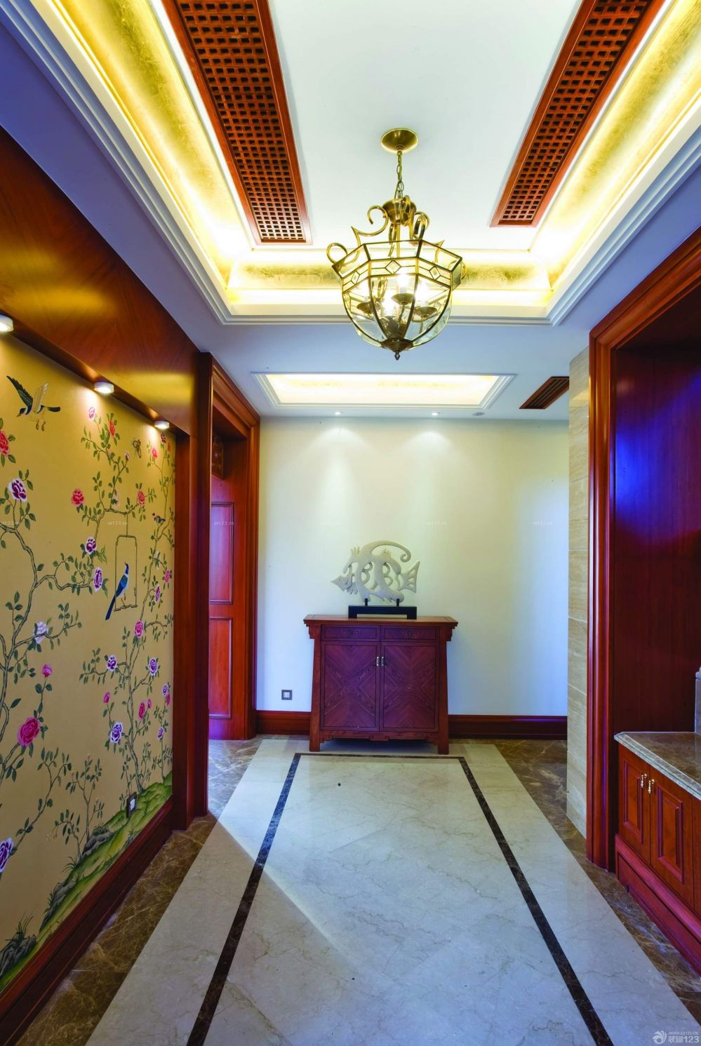 Trần thạch cao trang nhã cho khách sạn, nhà hàng