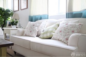 白色美式沙发