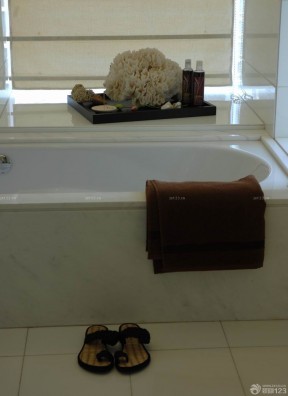 东南亚风格室内设计 白色浴缸