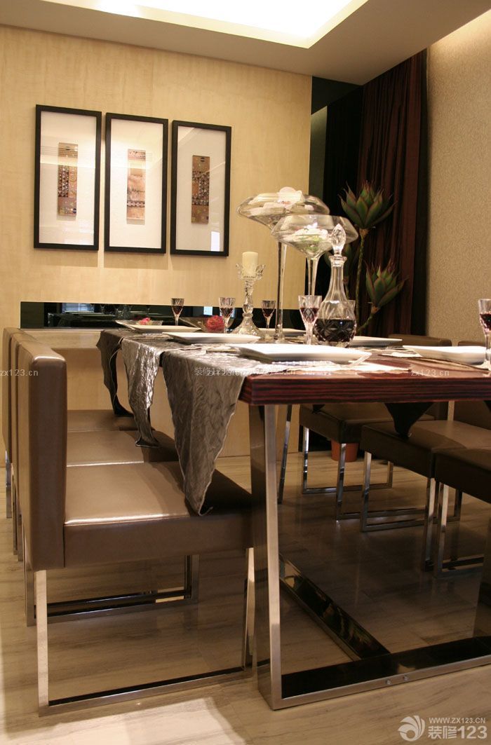 家装餐厅墙面装饰案例