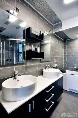 黑白风格家庭浴室装修图片