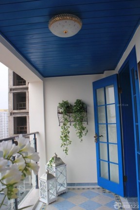 地中海风格家装阳台瓷砖设计案例