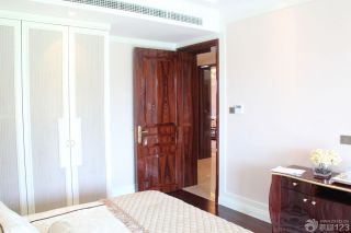90平两室一厅欧式木门装修案例