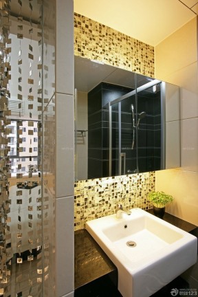 小户型卫生间瓷砖配色 现代风格 