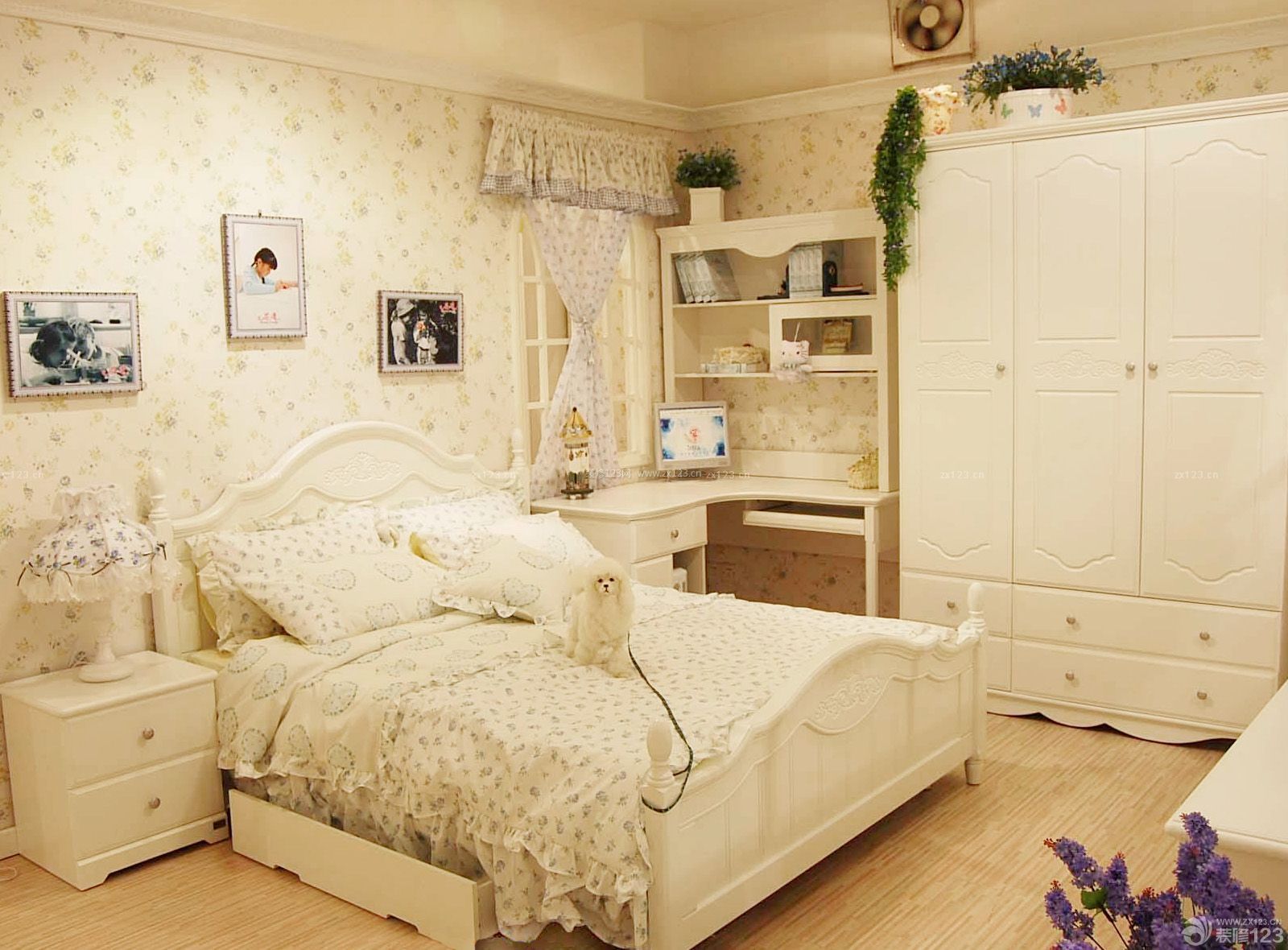 小户型两房一厅女生卧室装修效果图