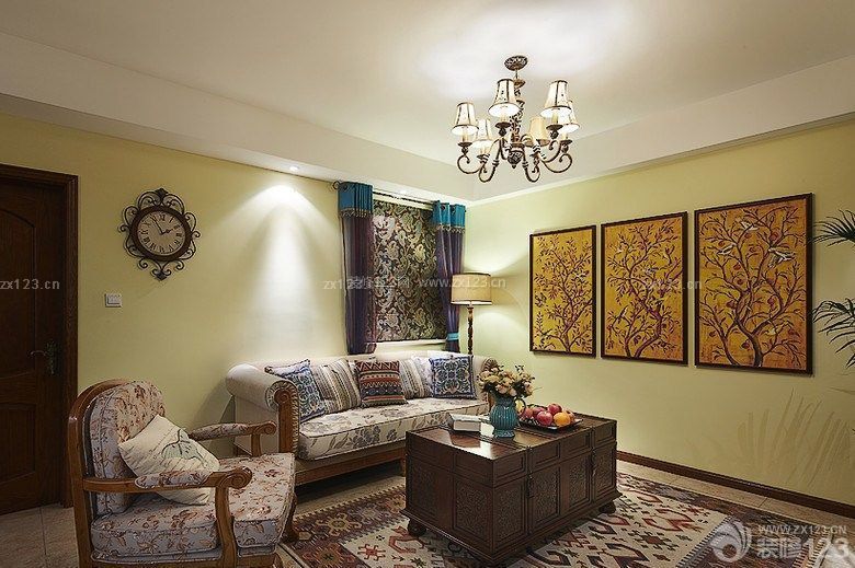 波西米亚风格家庭客厅装修图片