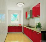 半敞开式厨房红色橱柜装修效果图