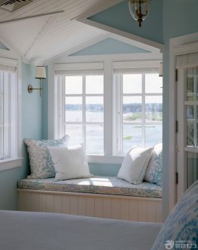 小户型卧室飘窗设计 飘窗改床 