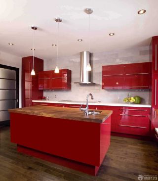 敞开式厨房红色橱柜设计图片 