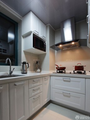 厨房简约风格铝合金组合柜装修设计图赏析2023