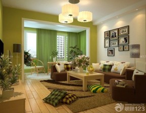 现代客厅 绿色窗帘 