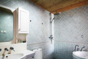 卫生间瓷砖颜色搭配建议