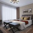 卧室褐色窗帘装饰设计图