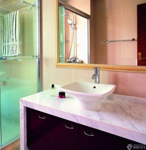 卫生间浴室瓷砖铺贴效果图片