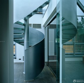 现代风格螺旋楼梯设计图片