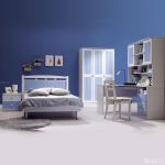 现代风格卧室深蓝色墙面转角书柜装修效果图