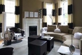 最新时尚欧式小客厅黑白窗帘效果图片