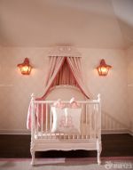 欧式家庭卧室装修婴儿床案例图