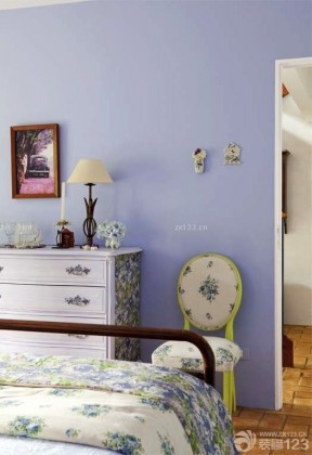 最新简约现代家庭室内紫色墙面效果图片