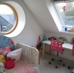 可爱儿童房间20小户型斜顶阁楼装修效果图