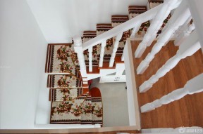 简欧小户型楼梯垫设计图片