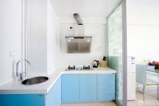 现代简约风格一室一厅一厨一卫厨房橱柜装修效果图