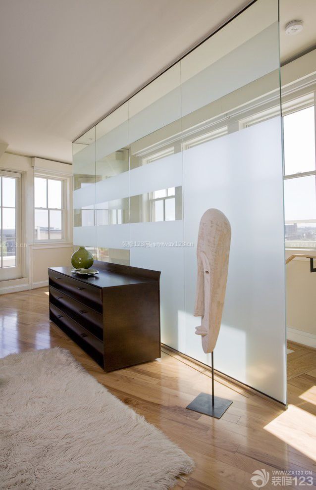 美式风格房子室内玻璃砖隔断设计图片