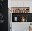 厨房白色橱柜装修设计效果图